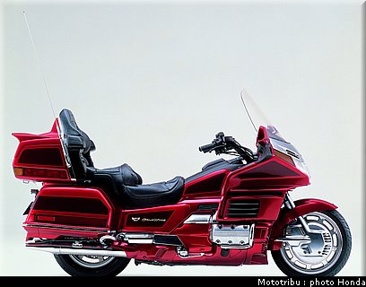 honda_goldwing_1998_4.jpg