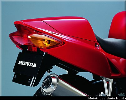 honda_vfr_800a_1998_008.jpg