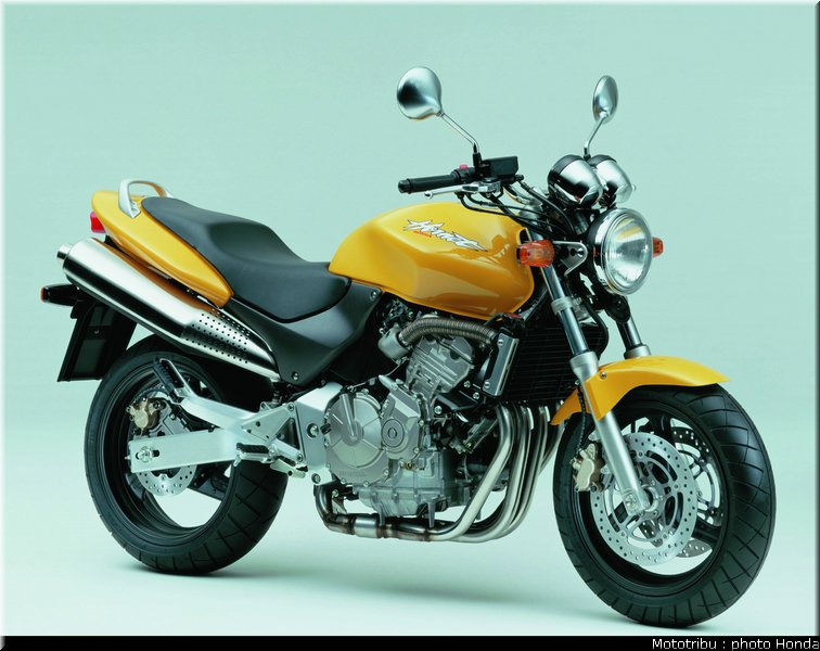 honda_hornet1999_4