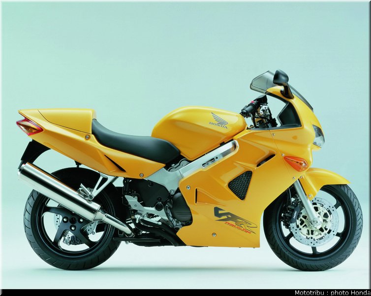 honda_800_vfr_1999_4