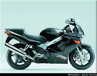 honda_800_vfr_1999_2.jpg