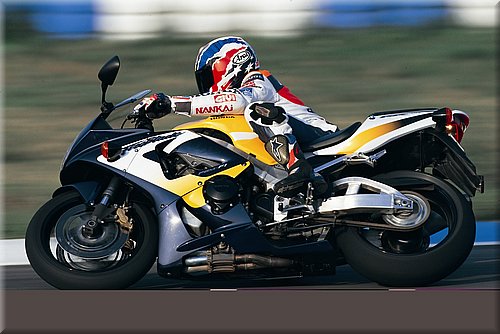 honda-1000cbr-2000-003.jpg