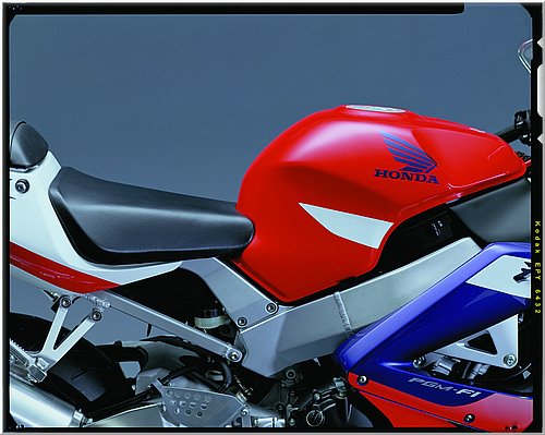 honda-1000cbr-2000-018.jpg