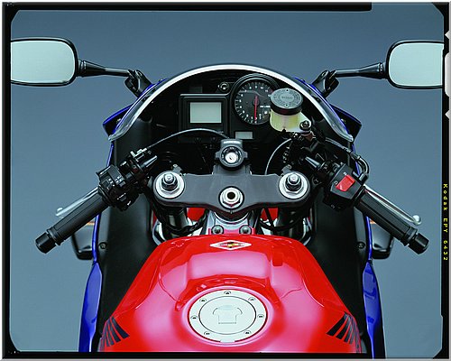honda-1000cbr-2000-019.jpg