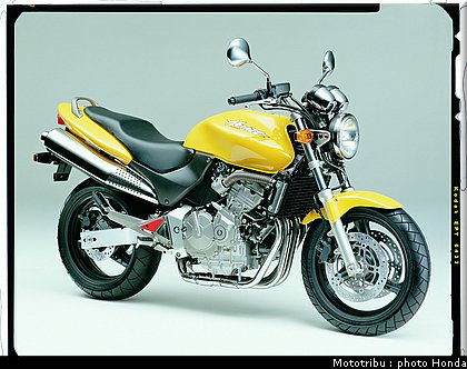 honda_600hornet_2003_3.jpg