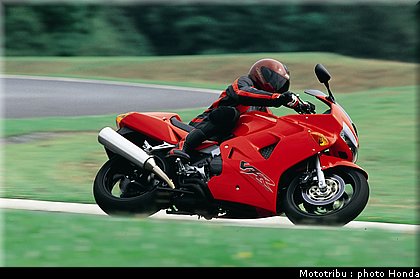honda_800_vfr_2000_001.jpg