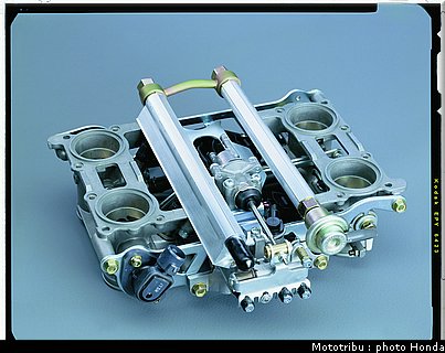 honda_800_vfr_2000_020.jpg