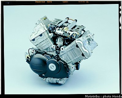 honda_800_vfr_2000_023.jpg