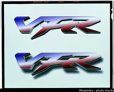 honda_800_vfr_2000_024.jpg