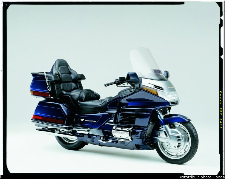 honda_goldwing_2000_3