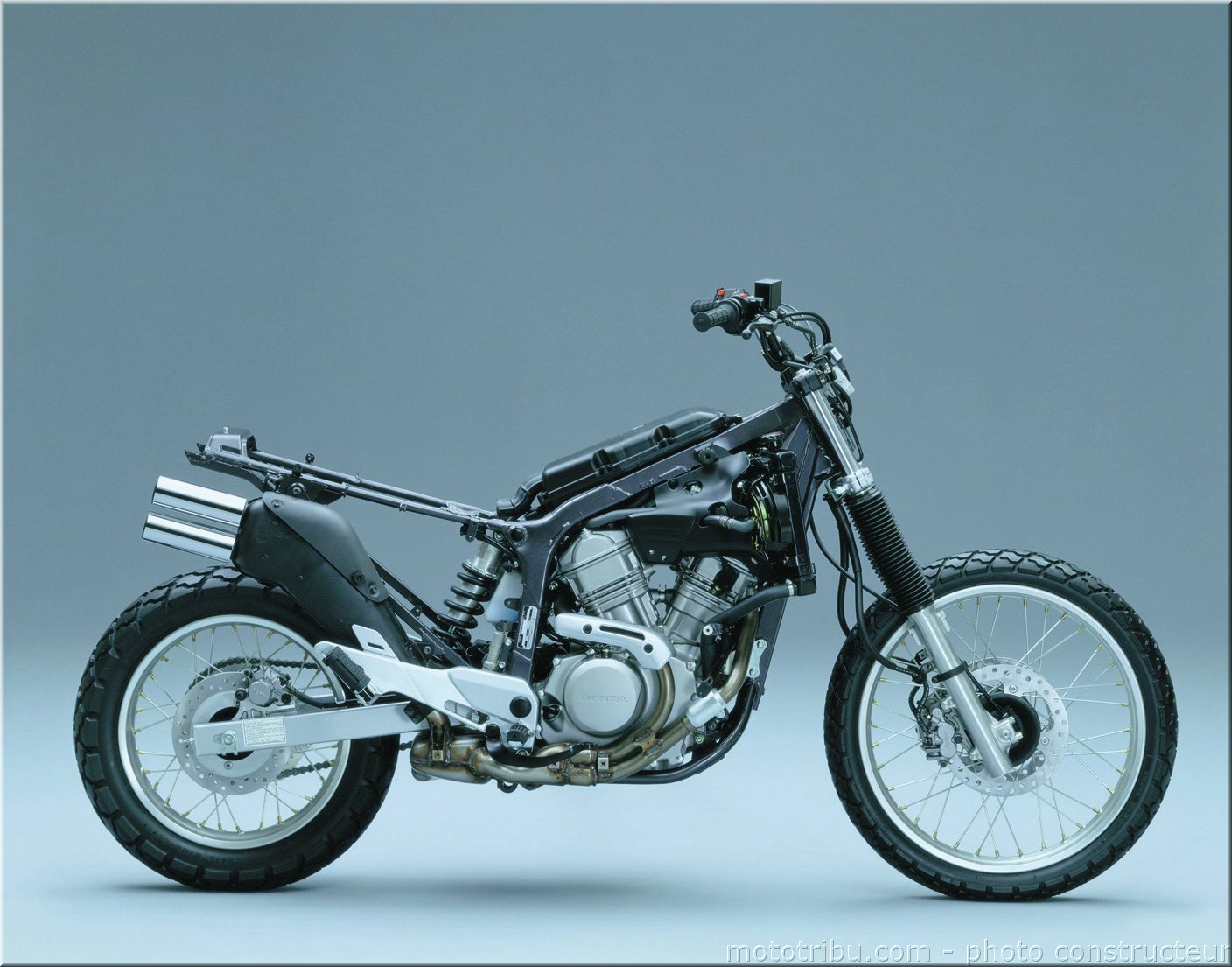 MOTO 