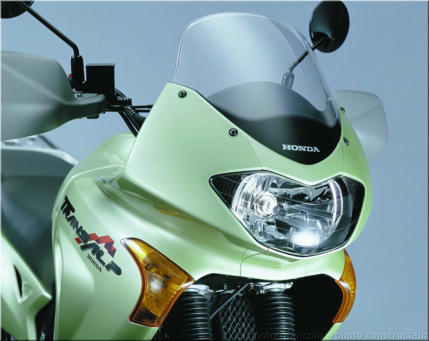 MOTO 
