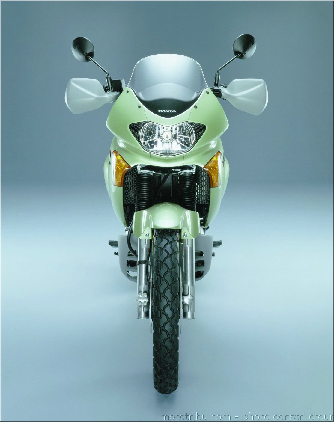 MOTO 