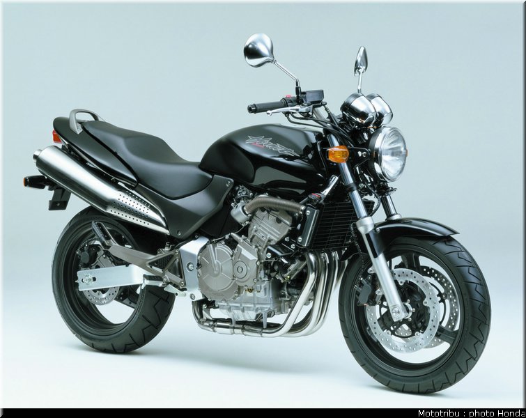 honda_600hornet_2001_002