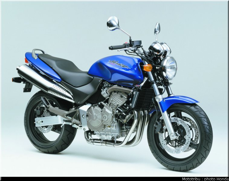 honda_600hornet_2001_004