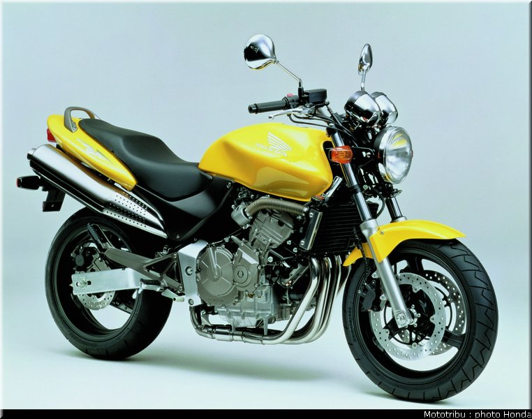 honda_600hornet_2001_006
