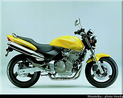 honda_600hornet_2001_010.jpg