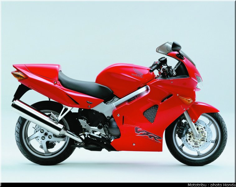 honda_800_vfr_2001_2