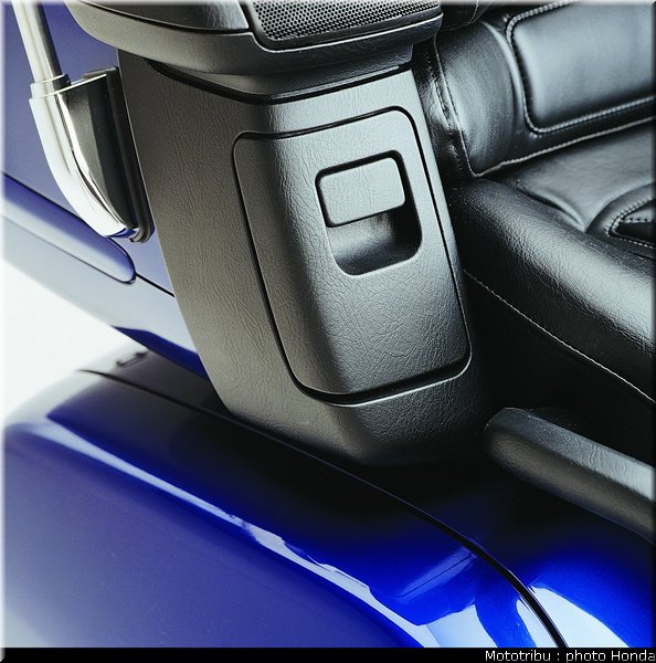 honda_goldwing_2001_021
