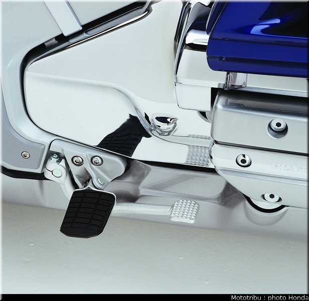 honda_goldwing_2001_029