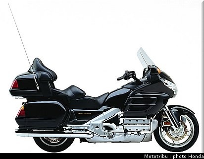 honda_goldwing_2001_004.jpg