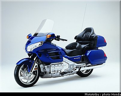 honda_goldwing_2001_008.jpg