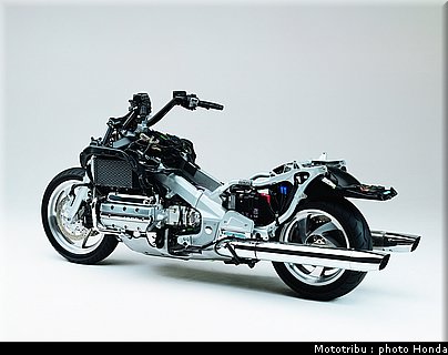 honda_goldwing_2001_031.jpg