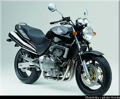 honda_600hornet_2002_1.jpg