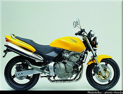 honda_600hornet_2002_6.jpg