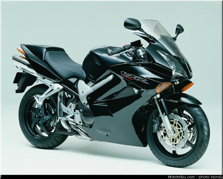 honda_800_vfr_vtec_2002_006
