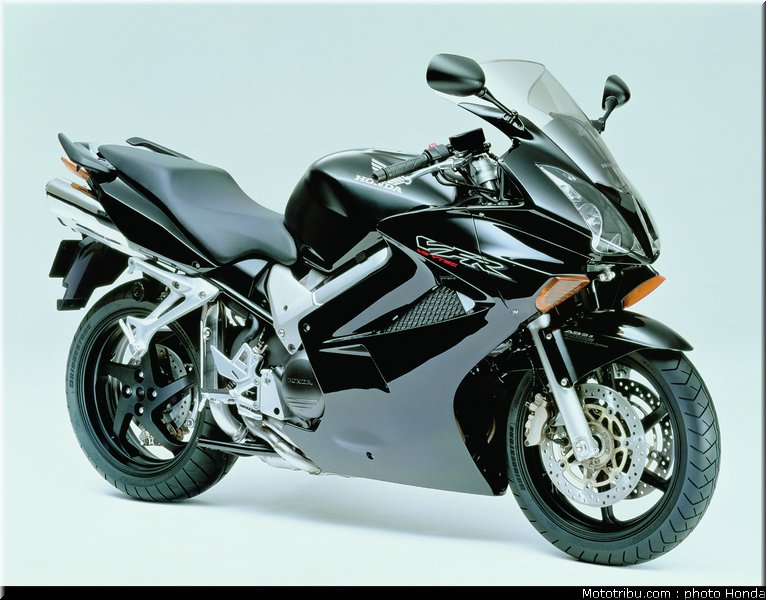 honda_800_vfr_vtes_abs_2002_004