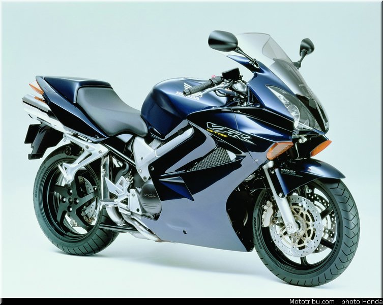 honda_800_vfr_vtes_abs_2002_005