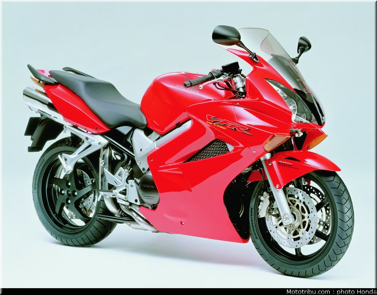 honda_800_vfr_vtes_abs_2002_008