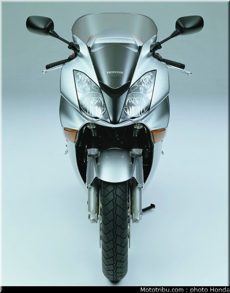 honda_800_vfr_vtes_abs_2002_018