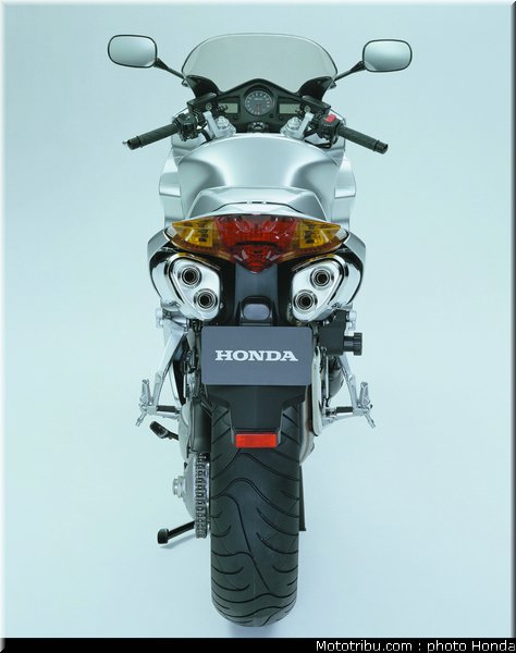 honda_800_vfr_vtes_abs_2002_019