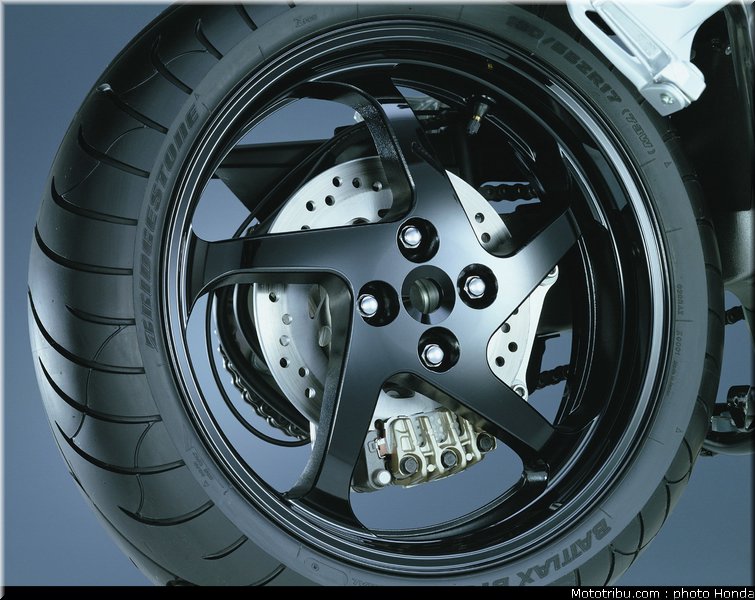 honda_800_vfr_vtes_abs_2002_022