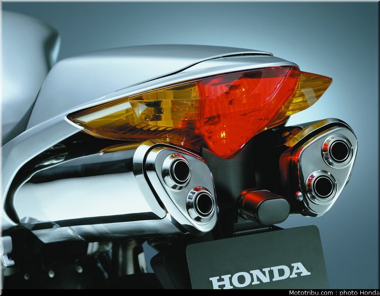 honda_800_vfr_vtes_abs_2002_034