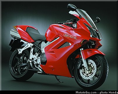 honda_800_vfr_vtec_2002_001.jpg