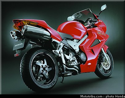 honda_800_vfr_vtec_2002_002.jpg