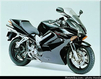 honda_800_vfr_vtes_abs_2002_003.jpg