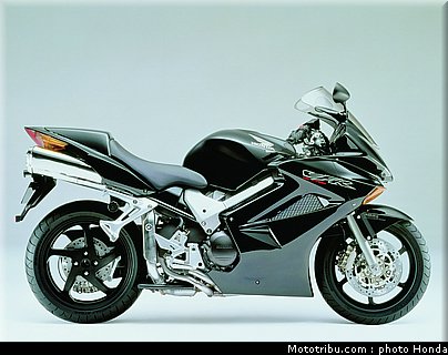 honda_800_vfr_vtes_abs_2002_010.jpg