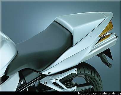 honda_800_vfr_vtes_abs_2002_035.jpg