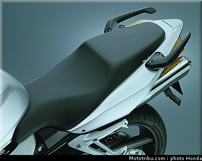 honda_800_vfr_vtes_abs_2002_036.jpg
