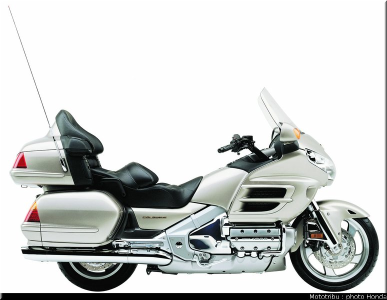 honda_goldwing_2002_4