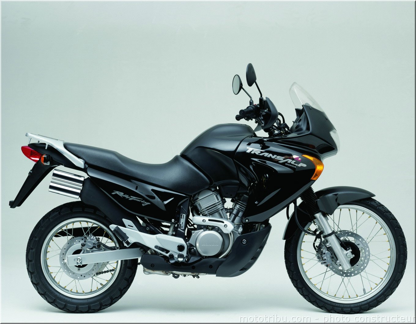 MOTO 