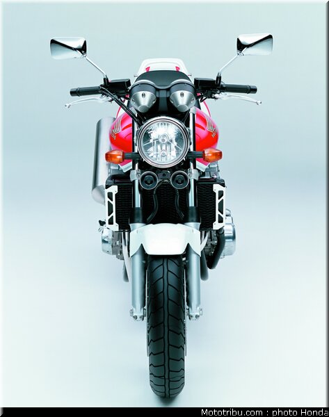honda_1300cb_2003_016