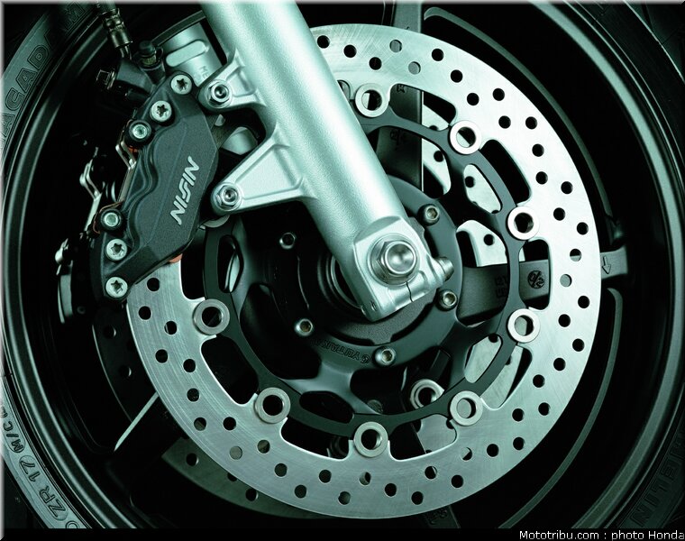 honda_1300cb_2003_034