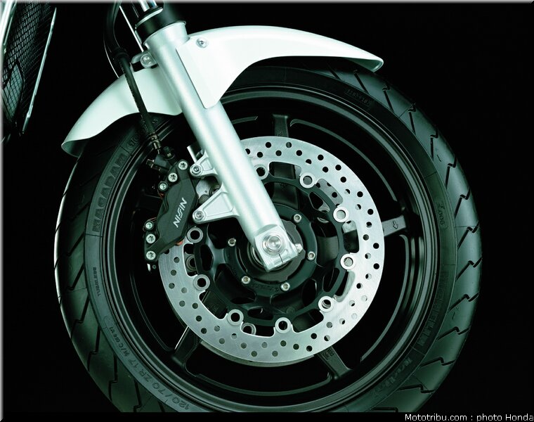 honda_1300cb_2003_035