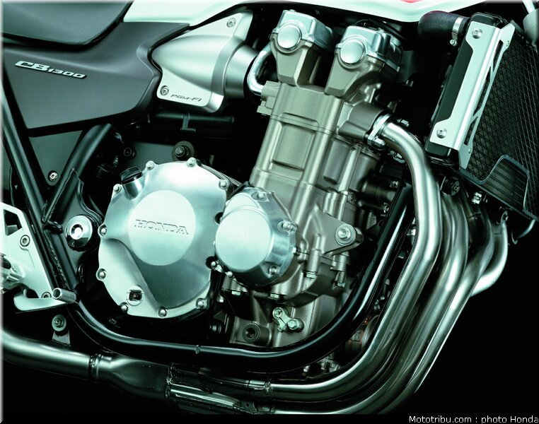 honda_1300cb_2003_043