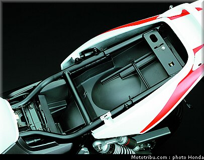 honda_1300cb_2003_030.jpg